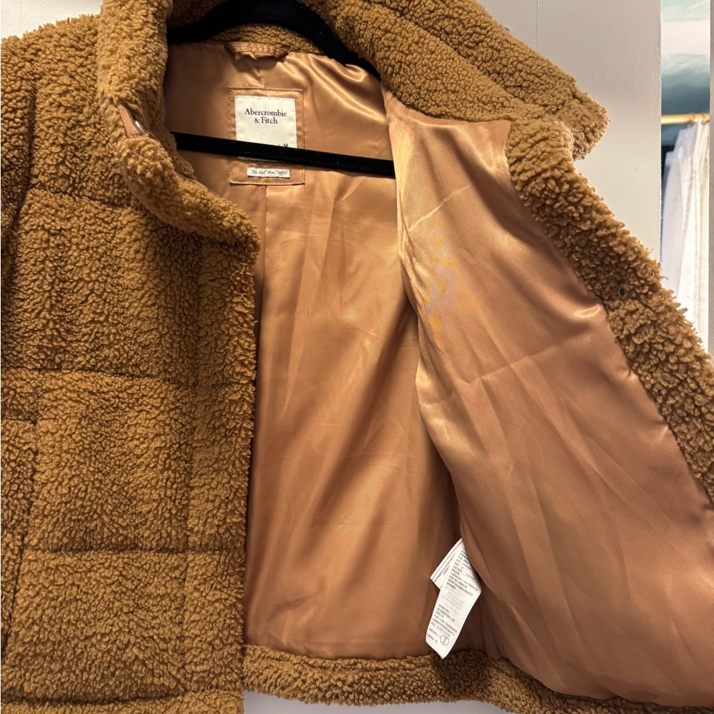 Abercrombie & Fitch Tan Sherpa‎ Jacket - Picture 5 of 5